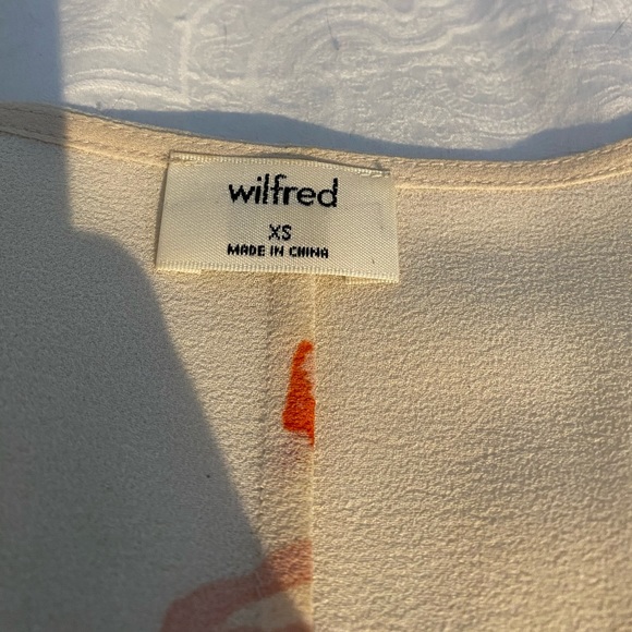 Wilfred crepe wrap top - Picture 3 of 3